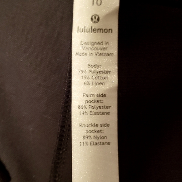 EUC Lululemon black shorts size 10 - Picture 6 of 9